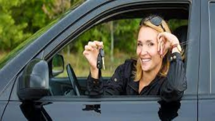 Top 8 Advantages of Recruiting a Vehicle Locksmith