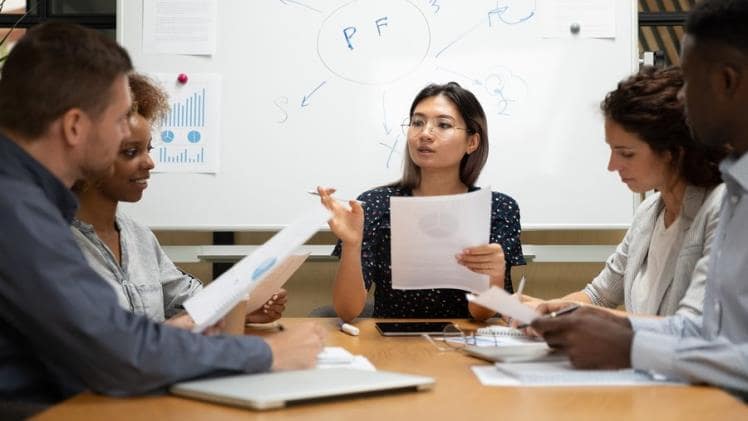 What are the 4 functions of management and give an example of each.