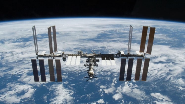 Top 10 Space Stations From Movies and TV