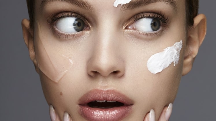 What is the difference between oily skin and combination skin?