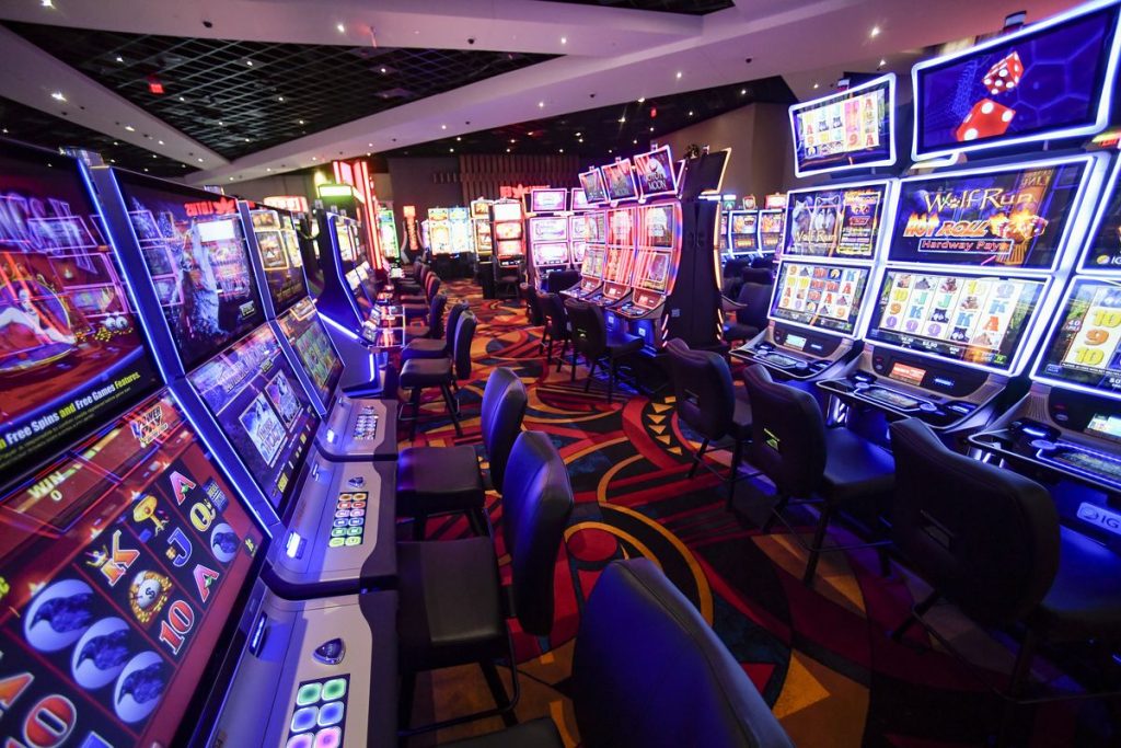 About Baccarat and Video Poker